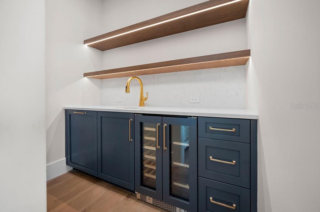 3621 San Remo Ter Property Photo 10