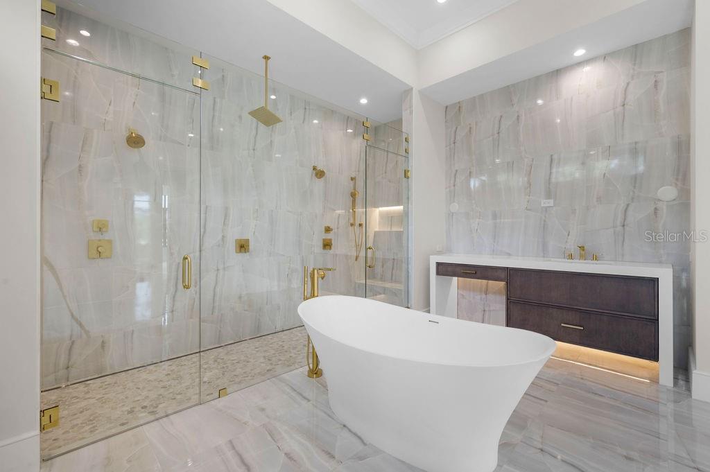 3621 San Remo Ter Property Photo 24