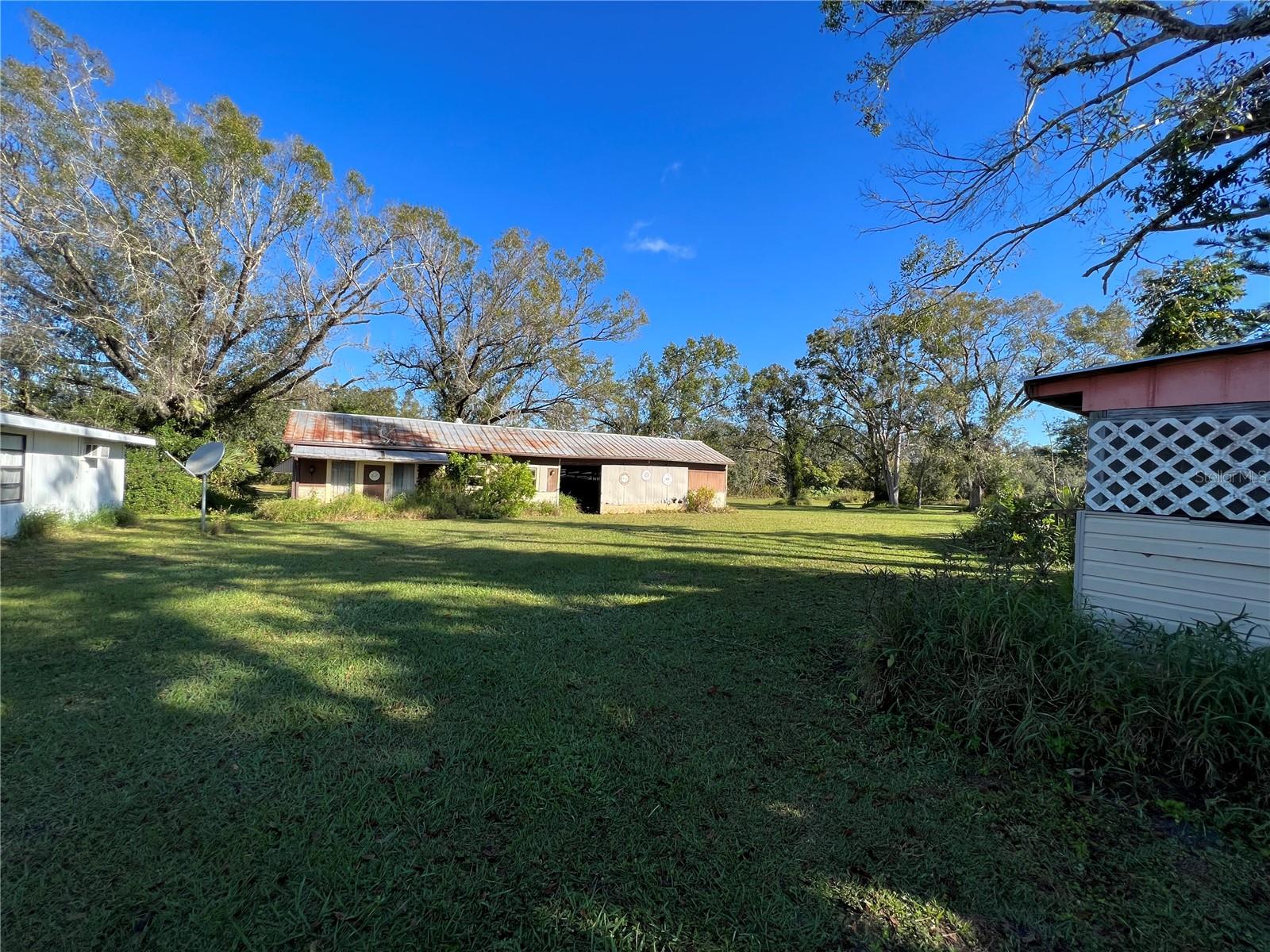 2990 Se Airport Rd Property Photo 6