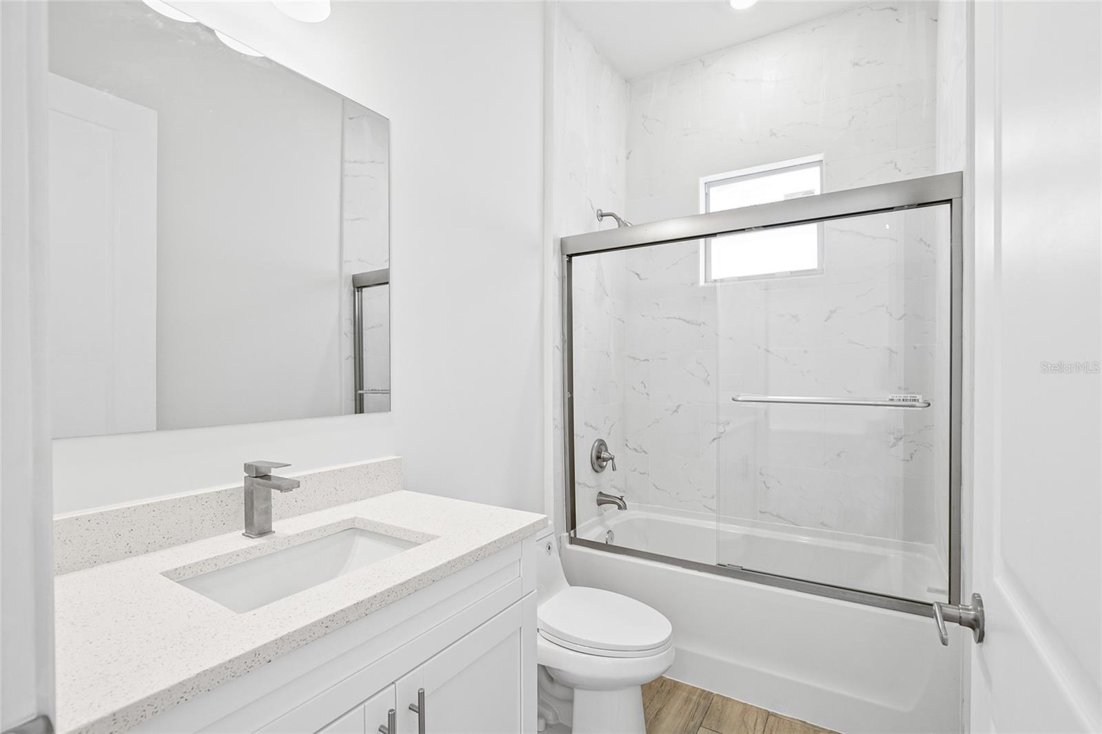 23246 Stelling Ave Property Photo 10