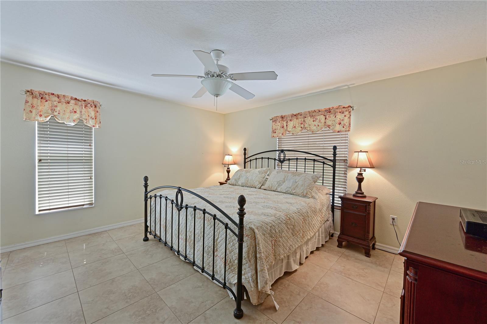 8108 Haven Harbour Way Property Photo 26