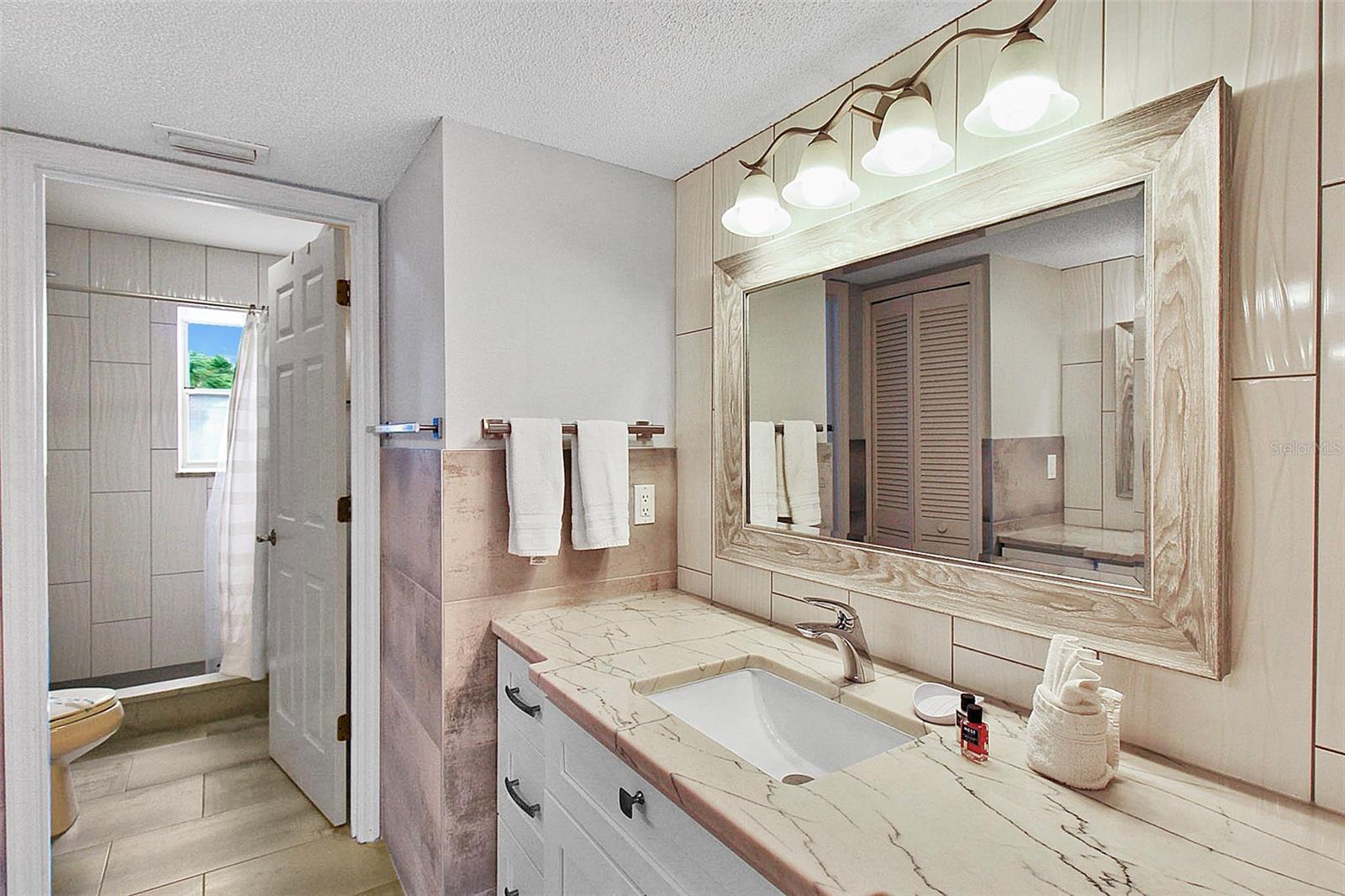 1343 Siesta Bayside Dr #1343-c Property Photo 28