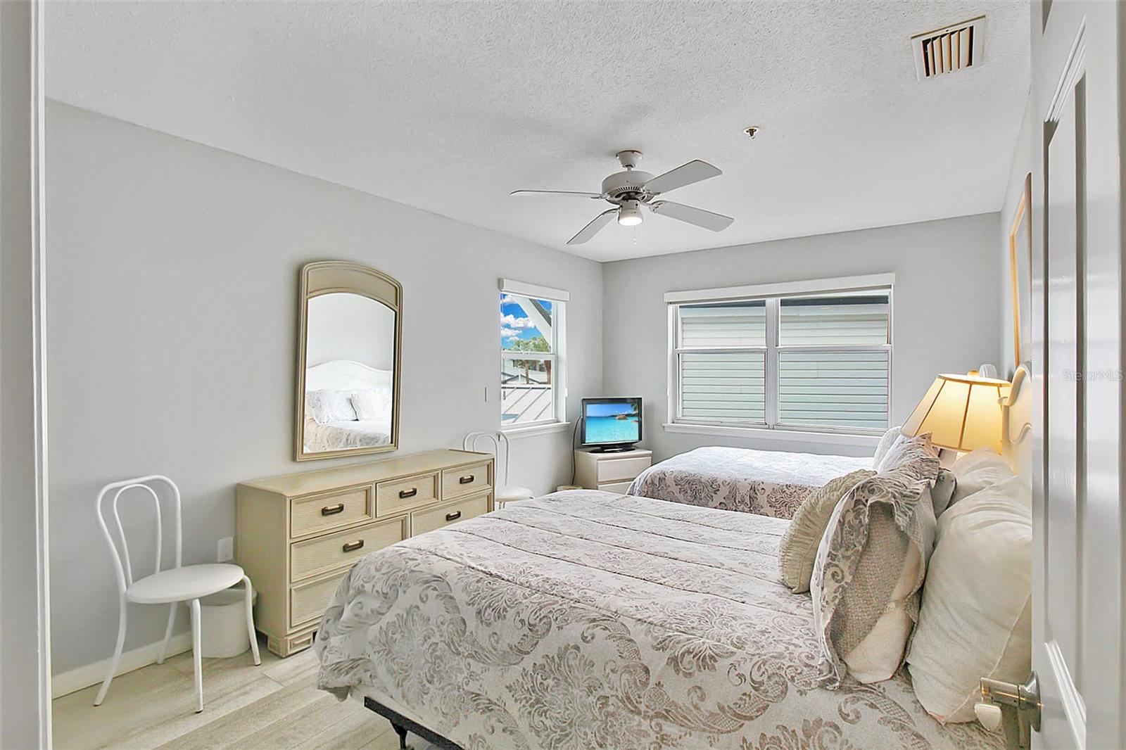 1343 Siesta Bayside Dr #1343-c Property Photo 31
