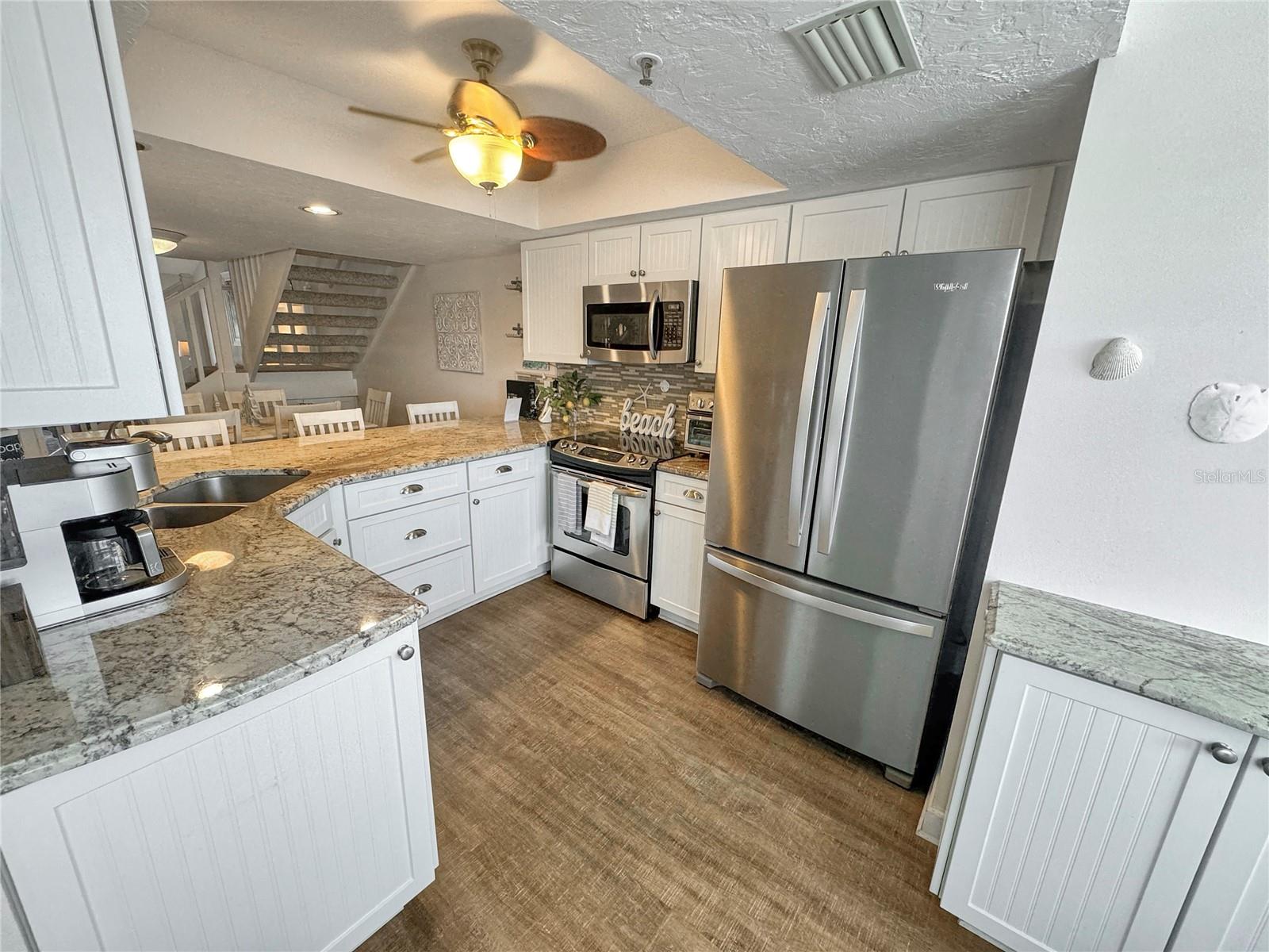 1350 Siesta Bayside Dr #1350-b Property Photo 11