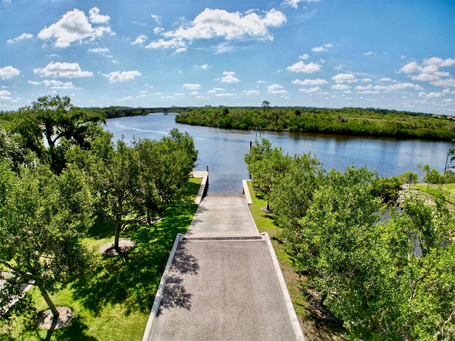 1707 Rio Vista Ter Property Photo 13