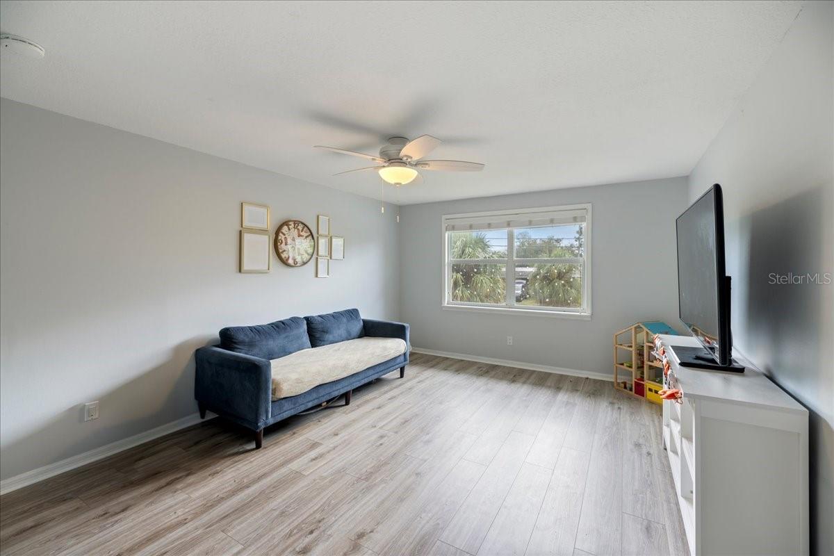 307 Winfield Way Property Photo 16