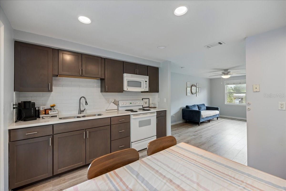 307 Winfield Way Property Photo 18