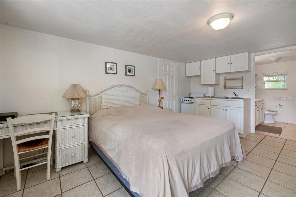 307 Winfield Way Property Photo 19