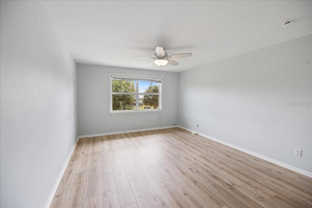 307 Winfield Way Property Photo 23