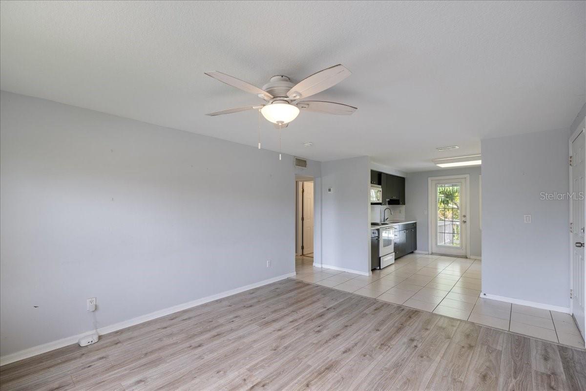 307 Winfield Way Property Photo 31