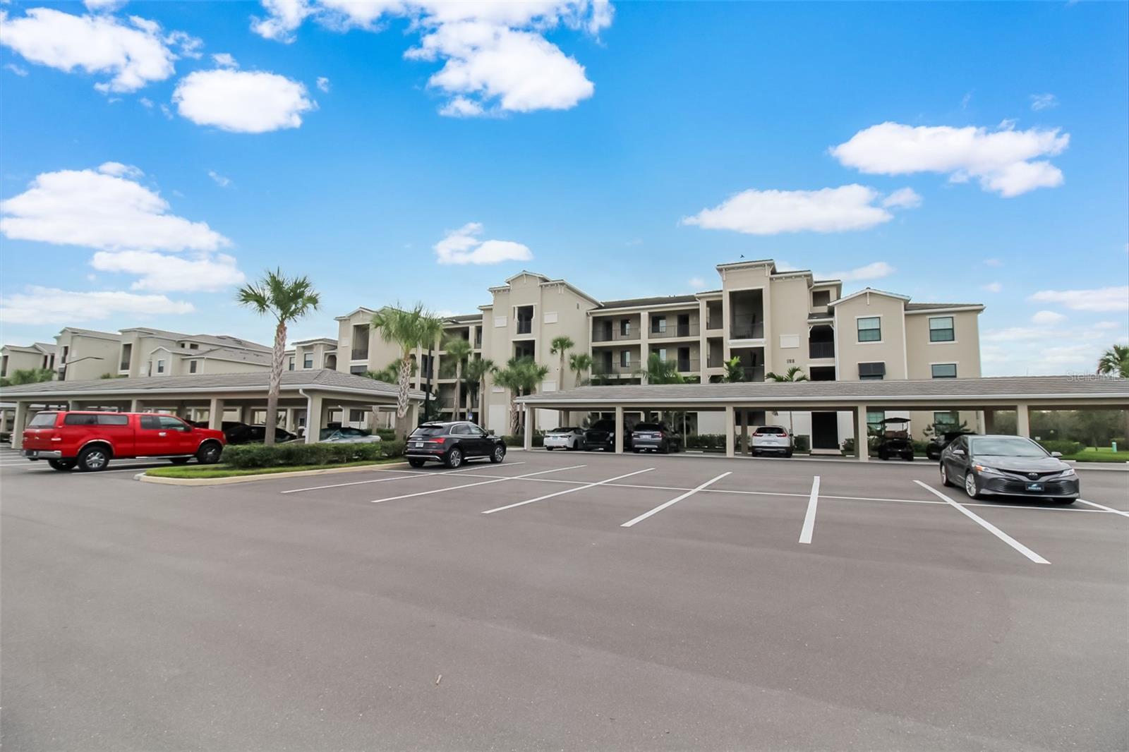 17810 Gawthrop Dr #207 Property Photo 2
