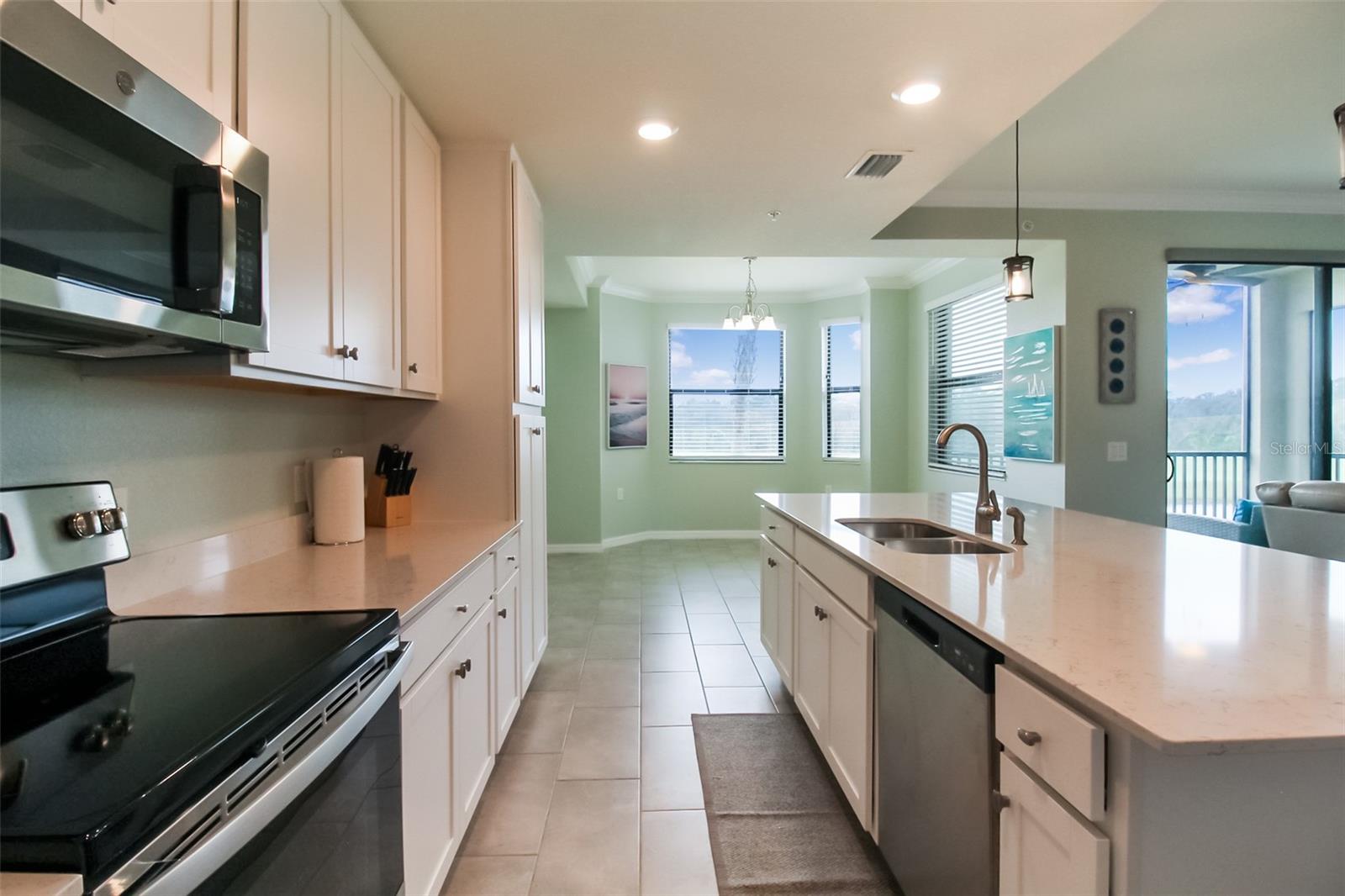 17810 Gawthrop Dr #207 Property Photo 27