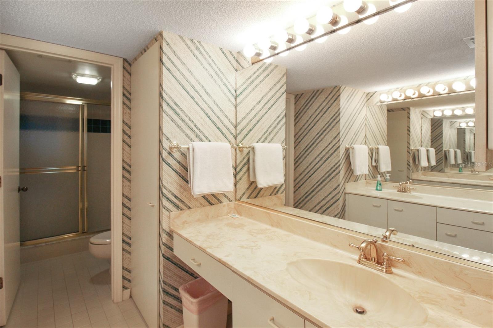 1219 Siesta Bayside Dr #1219-c Property Photo 22
