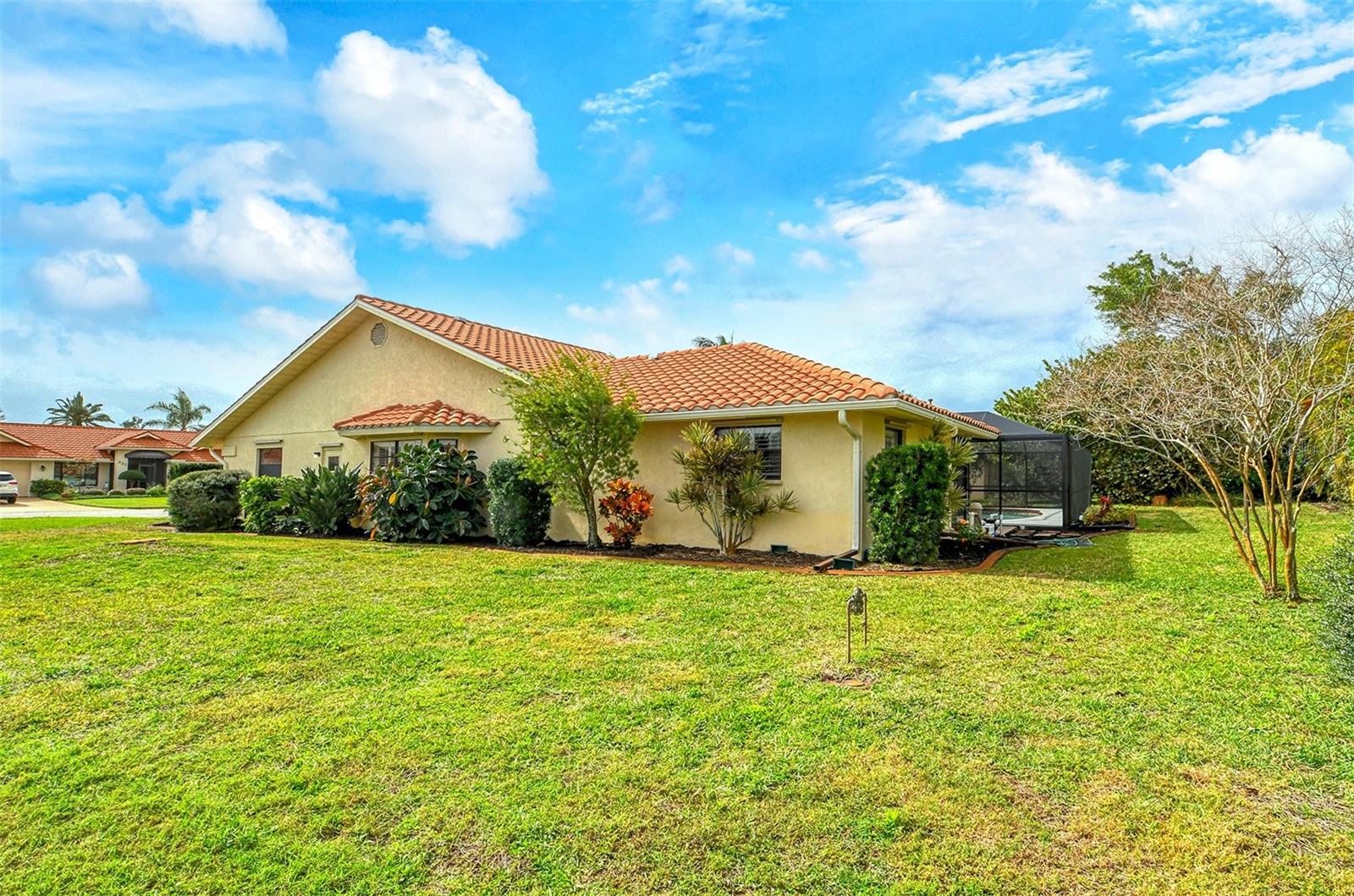 328 Eden Dr Property Photo 40