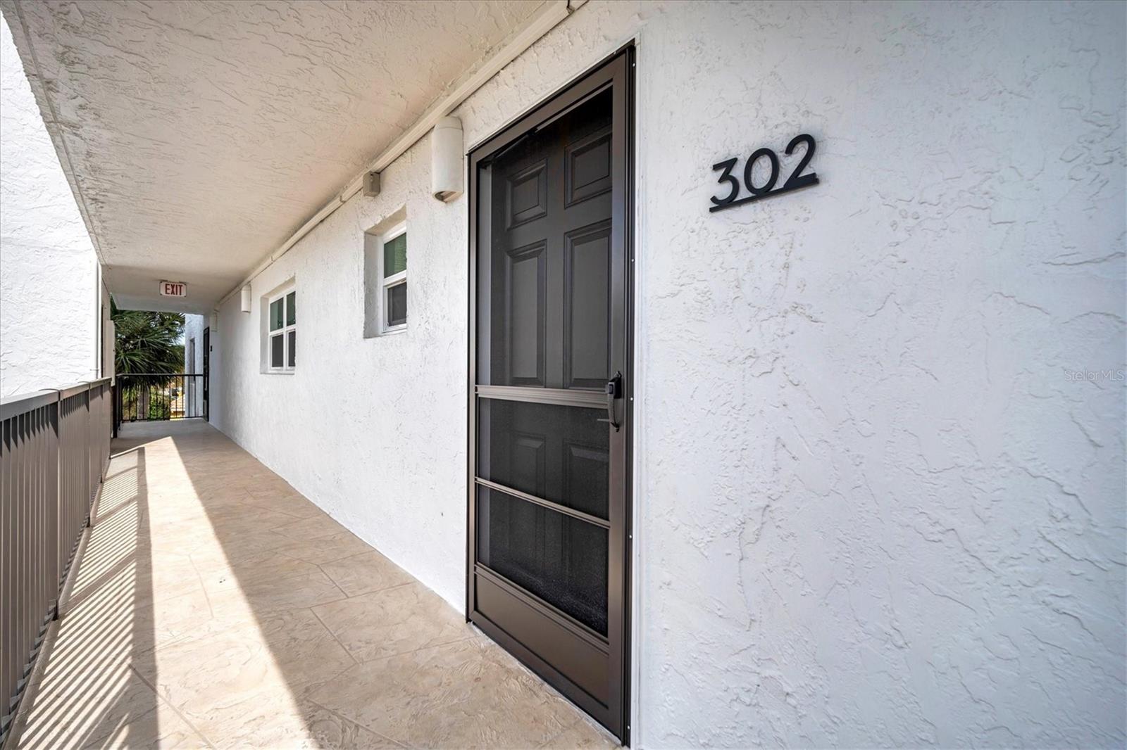 9393 Midnight Pass Rd #302 Property Photo 4
