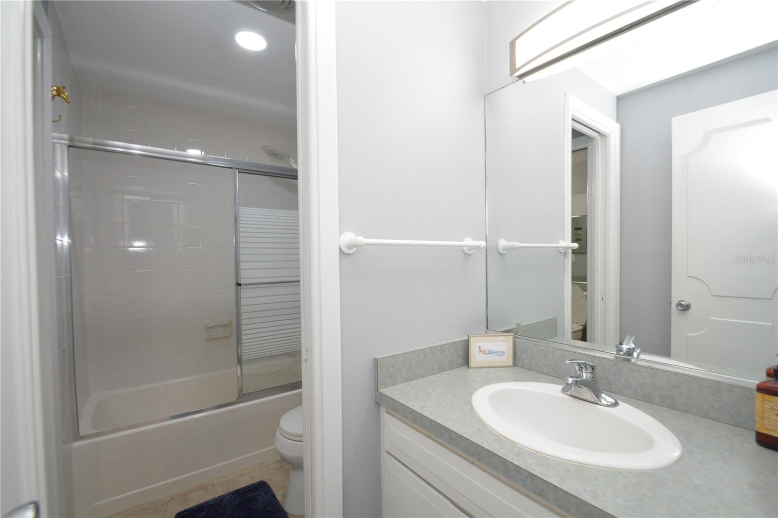 705 W Venice Ave #705-b Property Photo 17