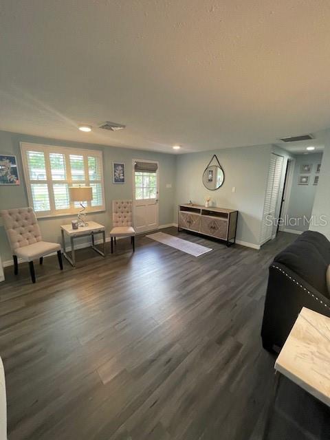 2244 Palm Ter Property Photo 15