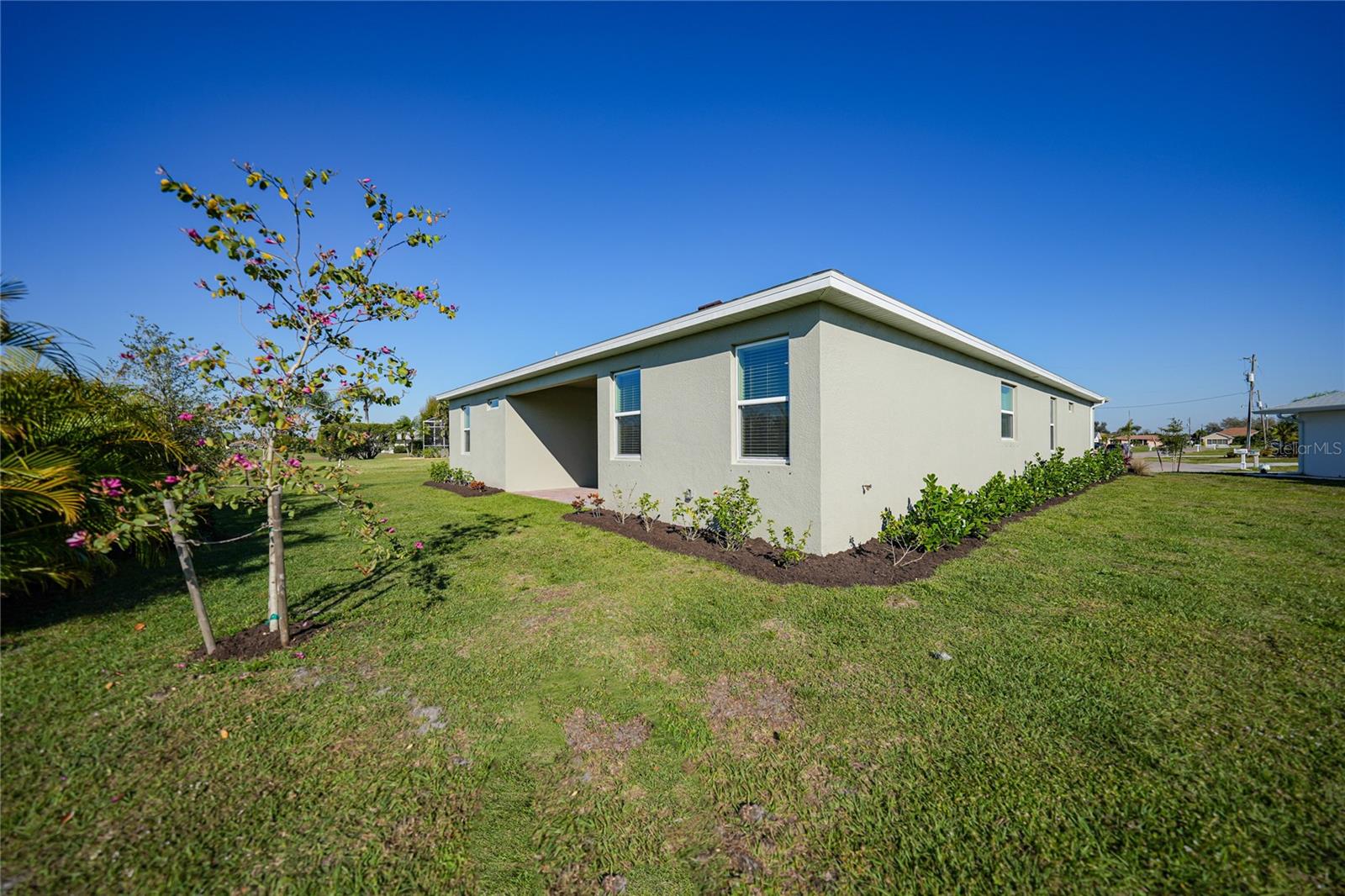 2275 Hamburg Ln Property Photo 45
