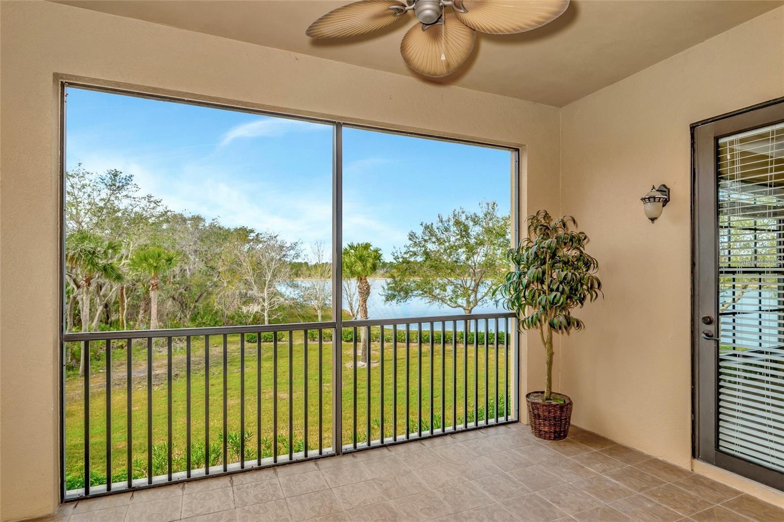 7702 Lake Vista Ct #206 Property Photo 3