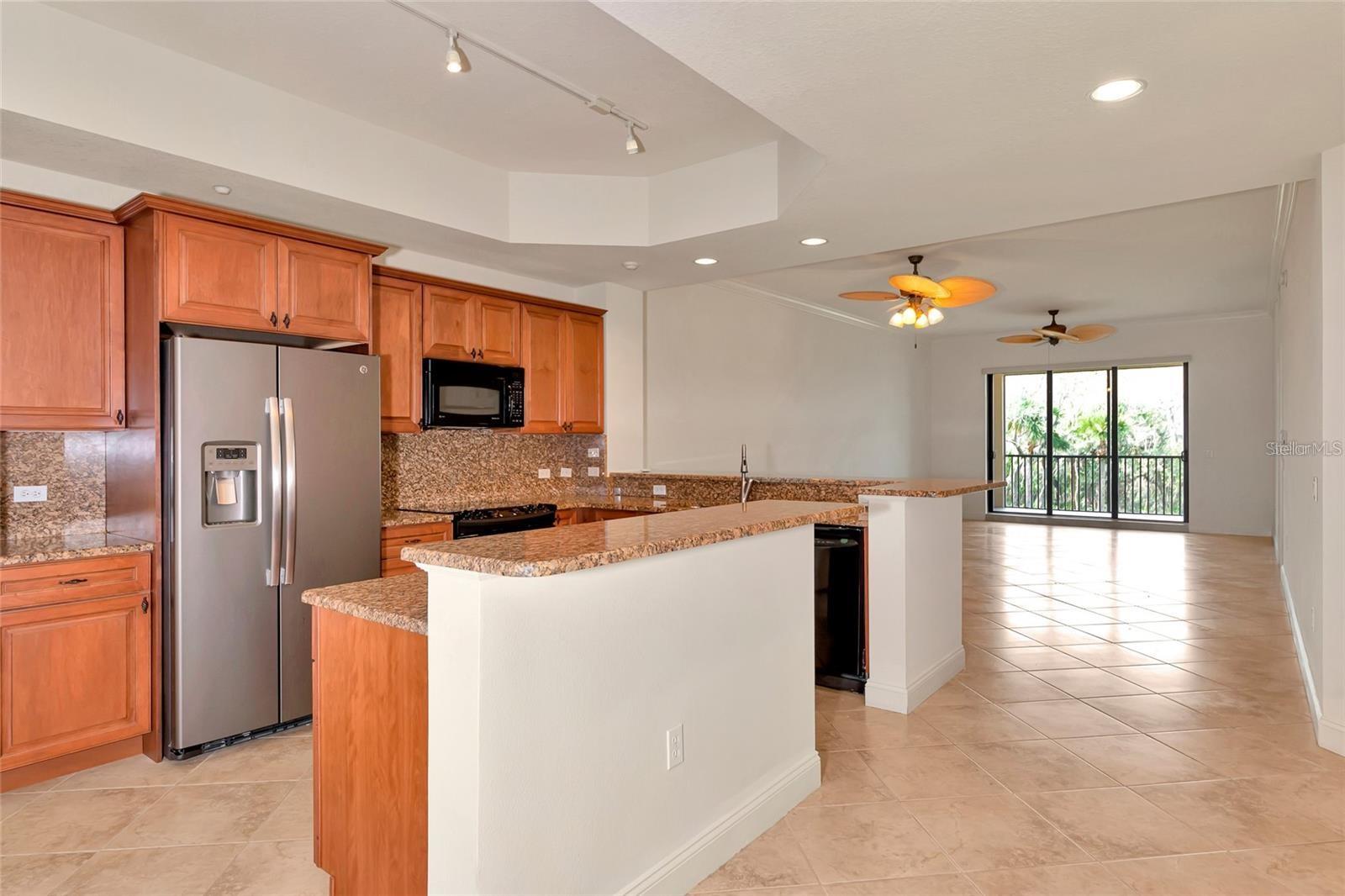 7702 Lake Vista Ct #206 Property Photo 5