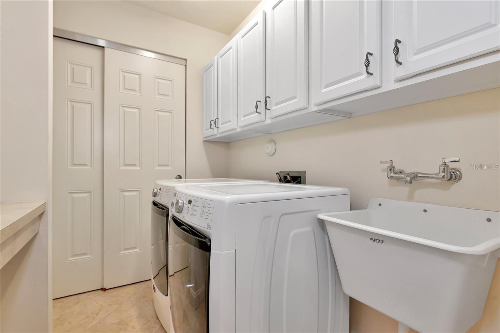 7702 Lake Vista Ct #206 Property Photo 30