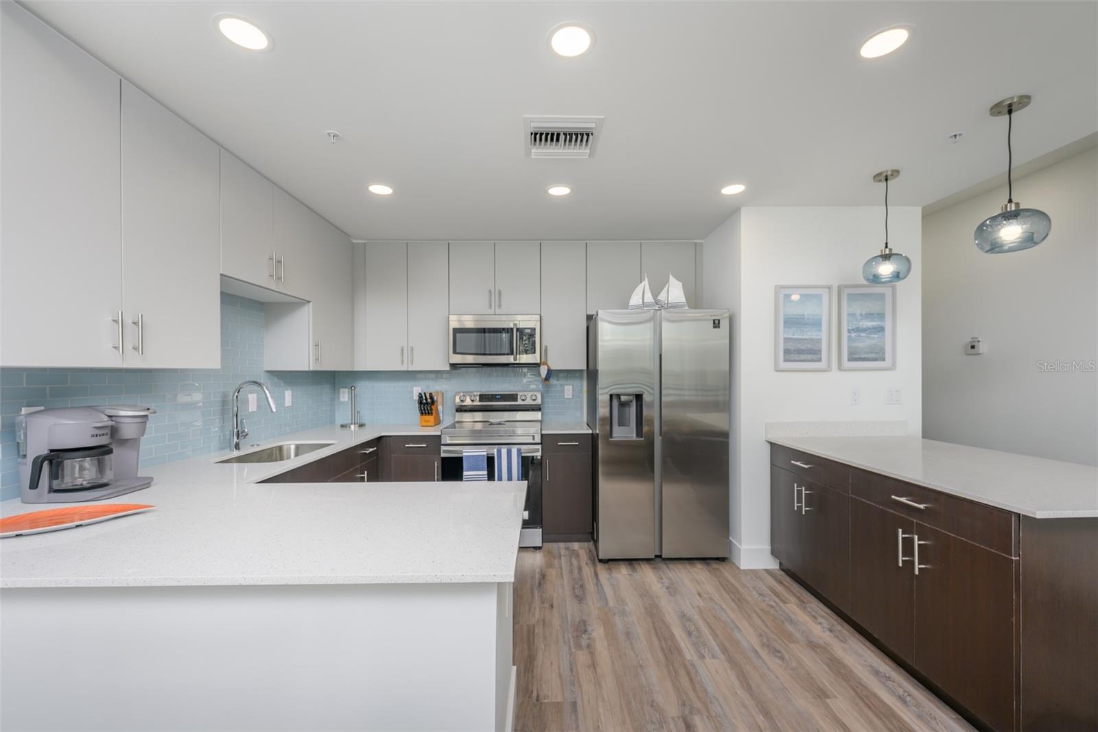 1703 N Tamiami Trl #205 Property Photo 11