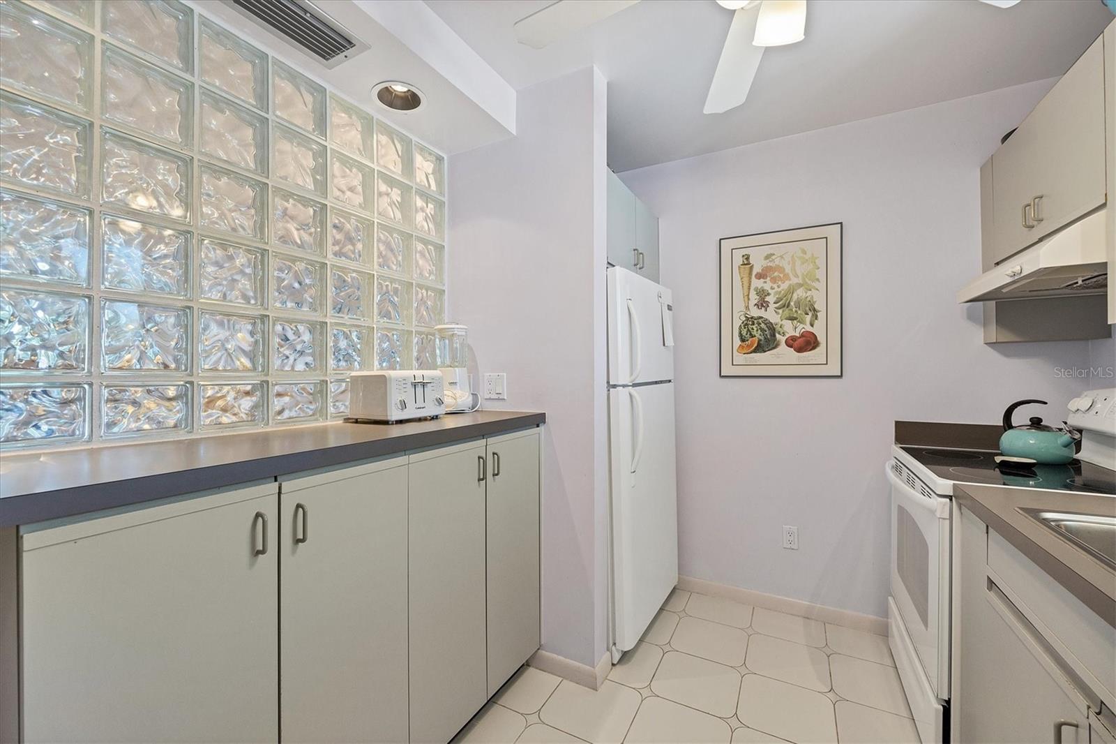 500 S Washington Dr #5b Property Photo 10