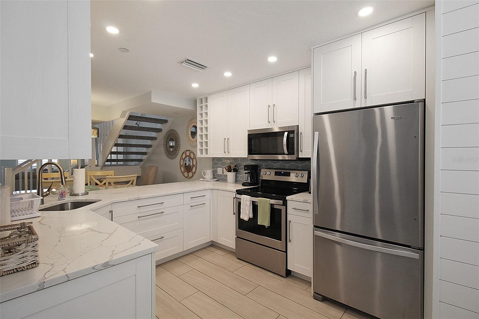 1275 Siesta Bayside Dr #1275-b Property Photo 8