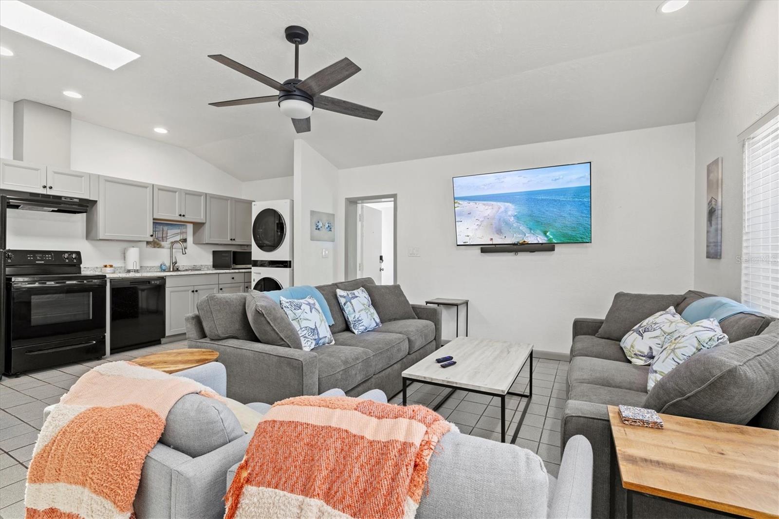 A4606755 Property Photo 33