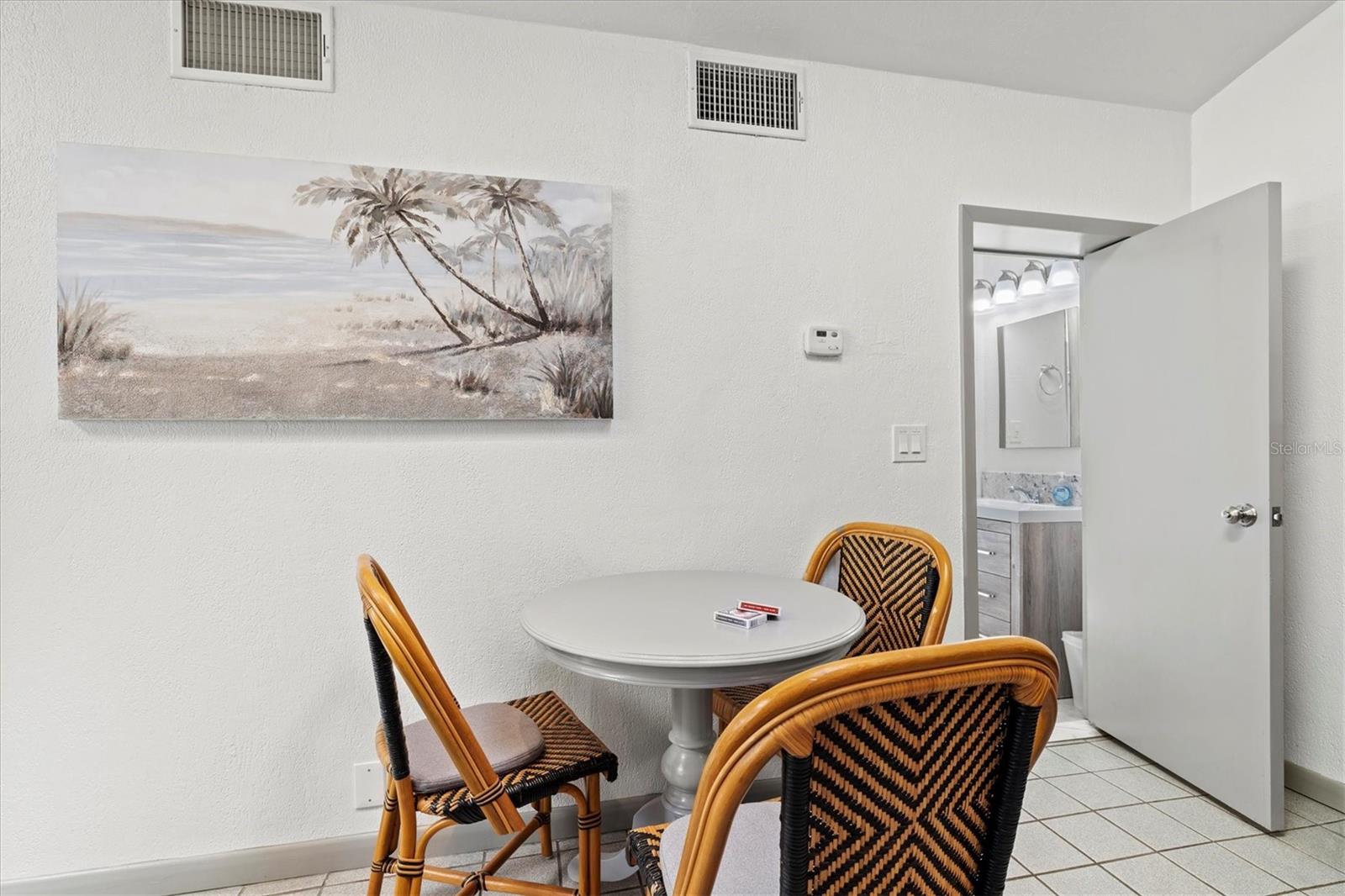 A4606755 Property Photo 34