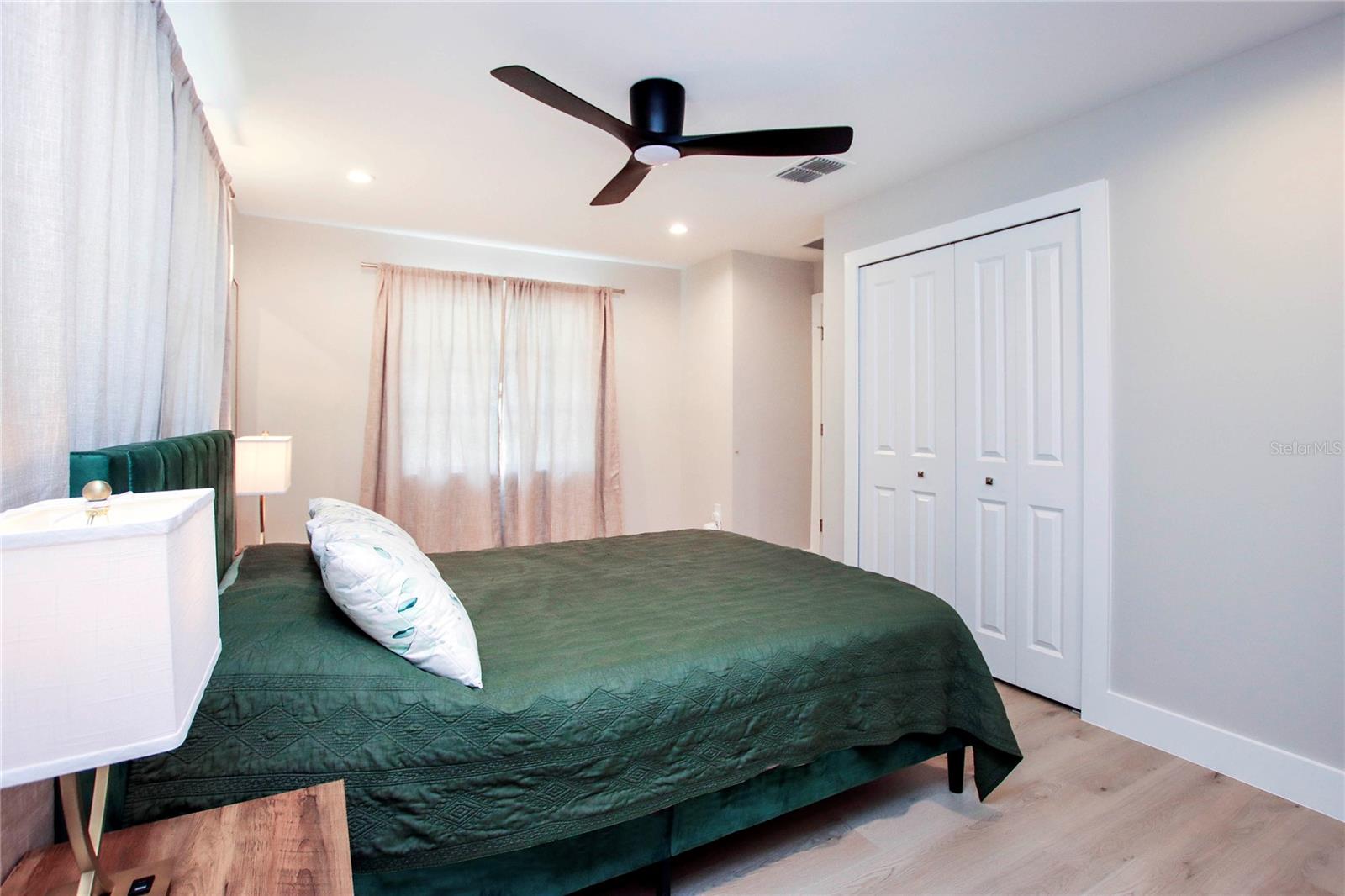 1057 Blue Heron Dr Property Photo 44