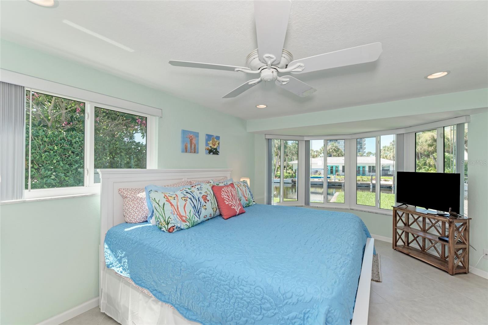 5577 Contento Dr Property Photo 26