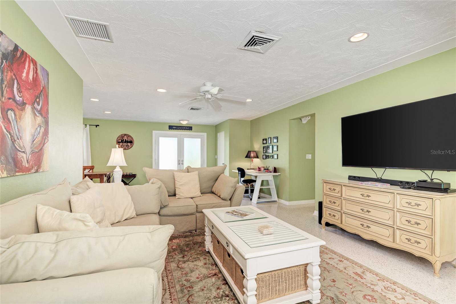 5640 Cape Leyte Dr Property Photo 15