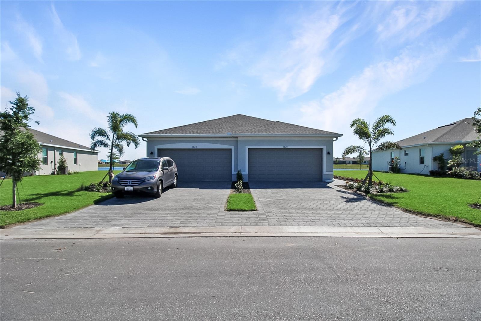 8829 Saint Kitts Cir Property Photo 1
