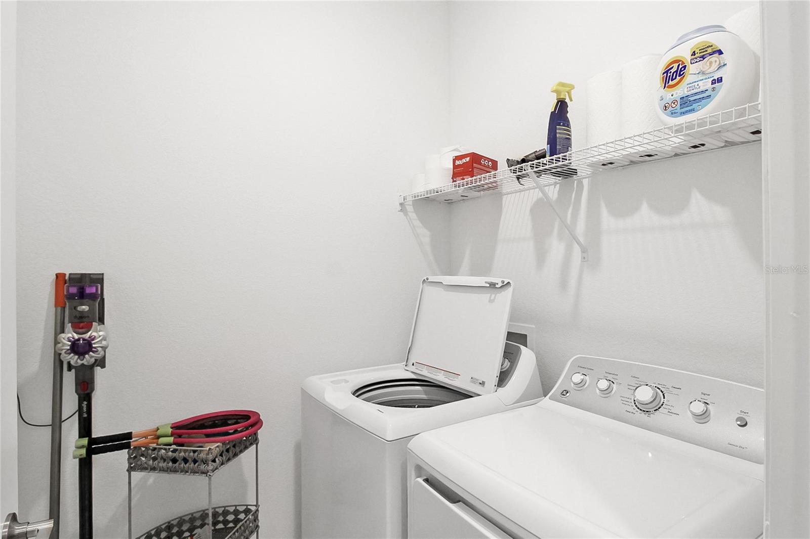 8829 Saint Kitts Cir Property Photo 7