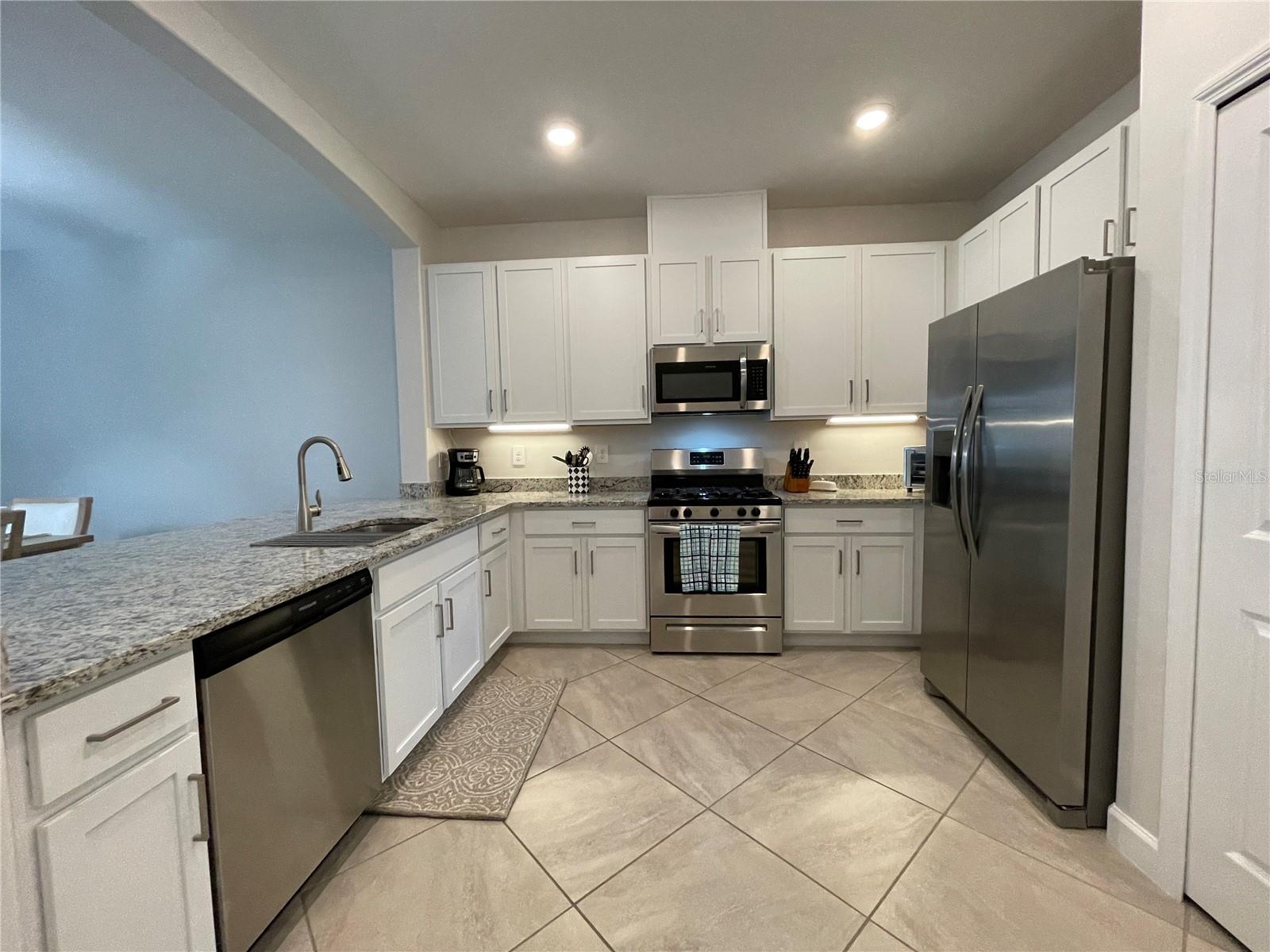 15950 Clear Skies Pl Property Photo 10