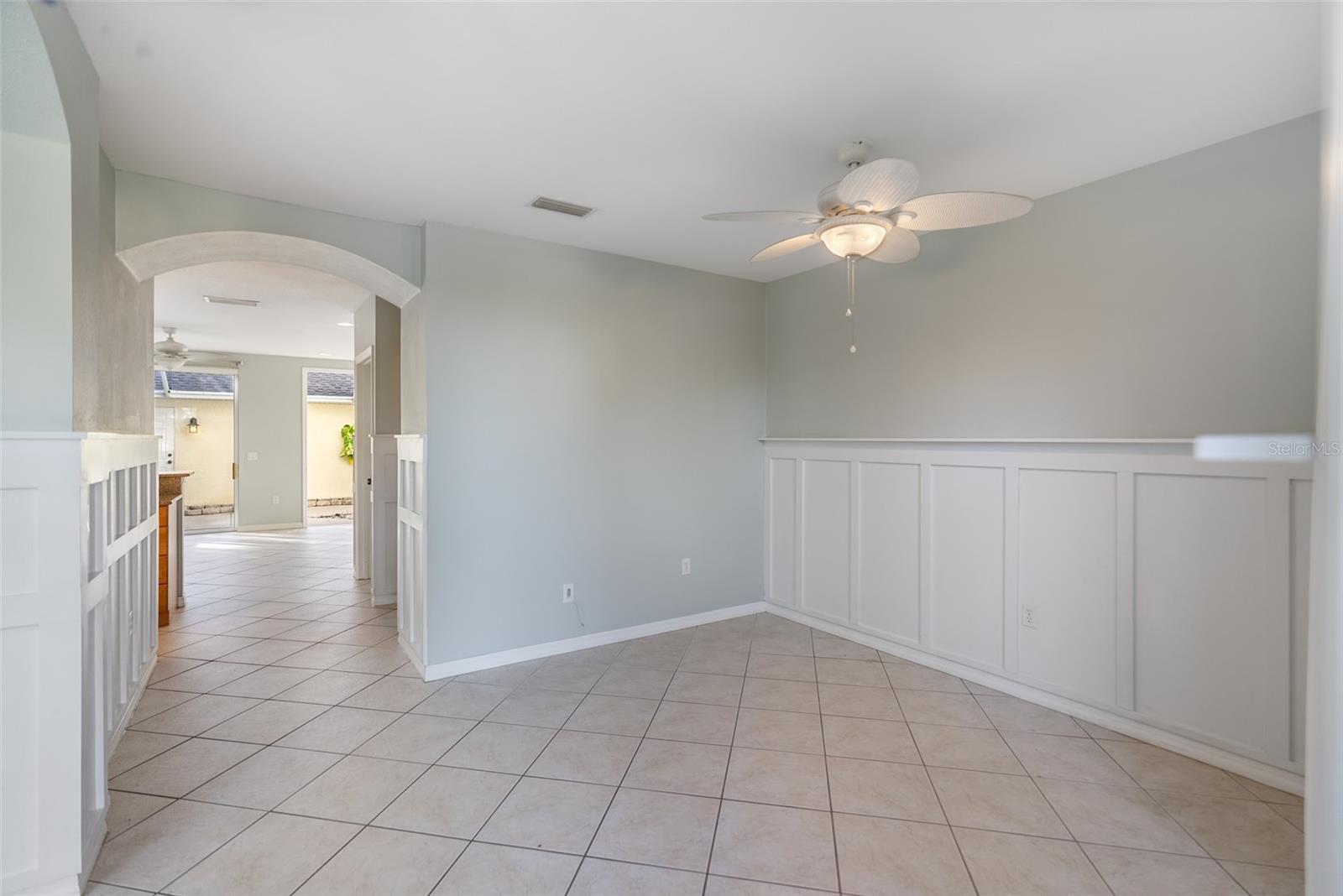 5654 Simonton St Property Photo 13