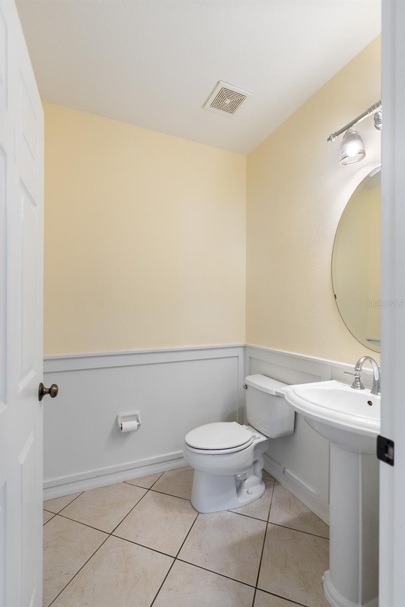 5654 Simonton St Property Photo 19