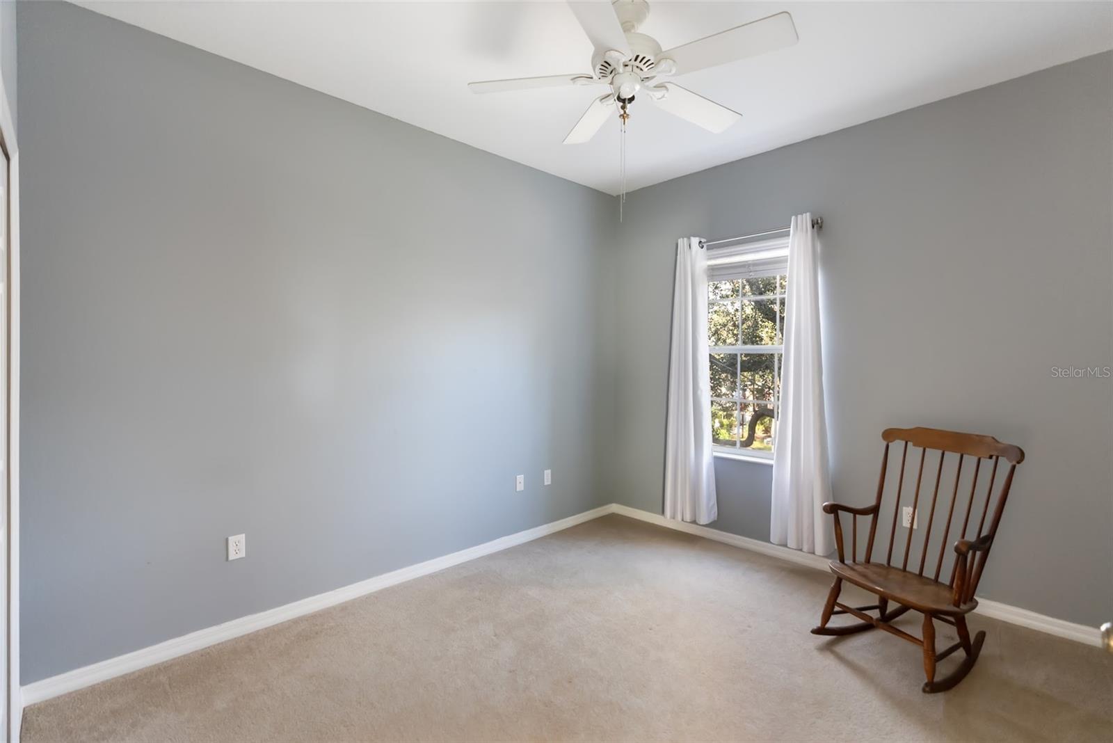 5654 Simonton St Property Photo 24