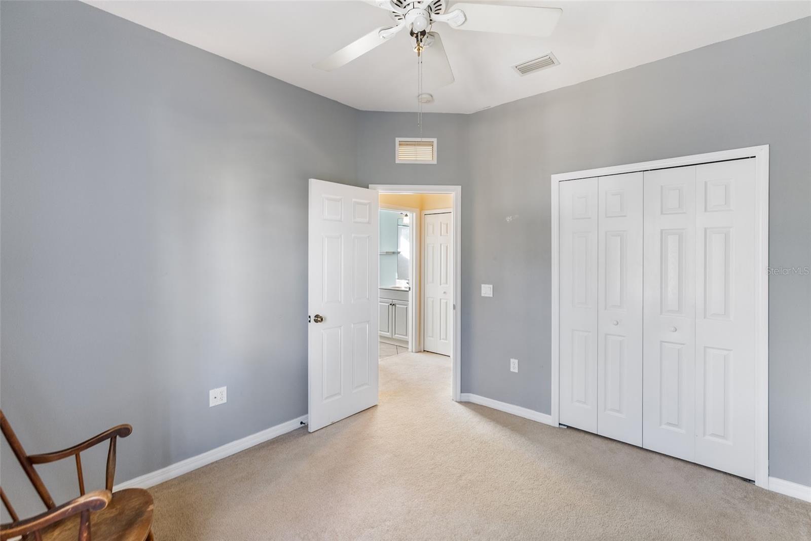 5654 Simonton St Property Photo 25