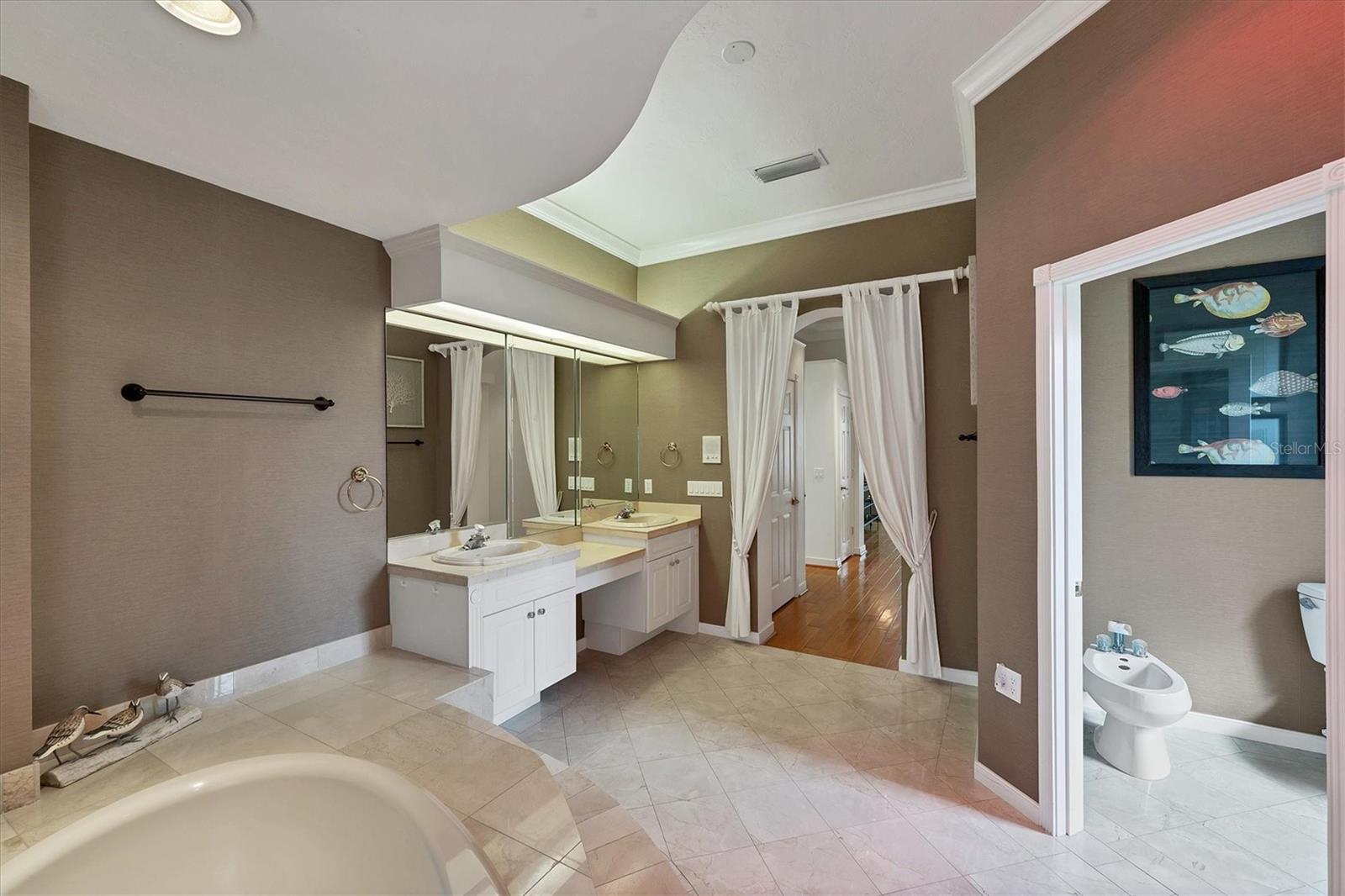 6915 Chancery Pl Property Photo 38