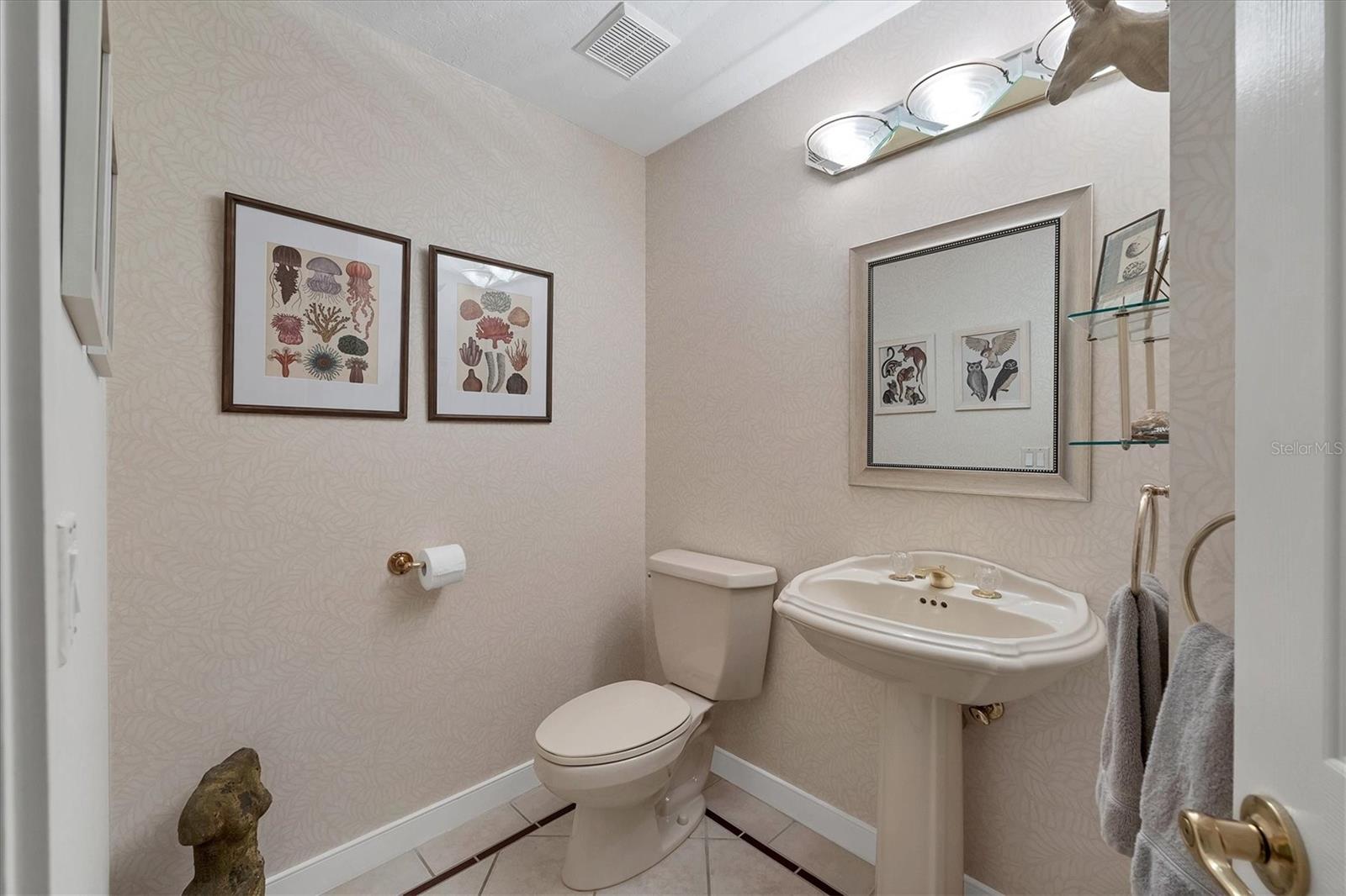 6915 Chancery Pl Property Photo 47