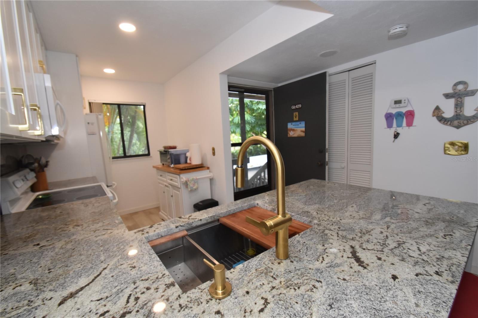1720 Glenhouse Dr #gl429 Property Photo 3