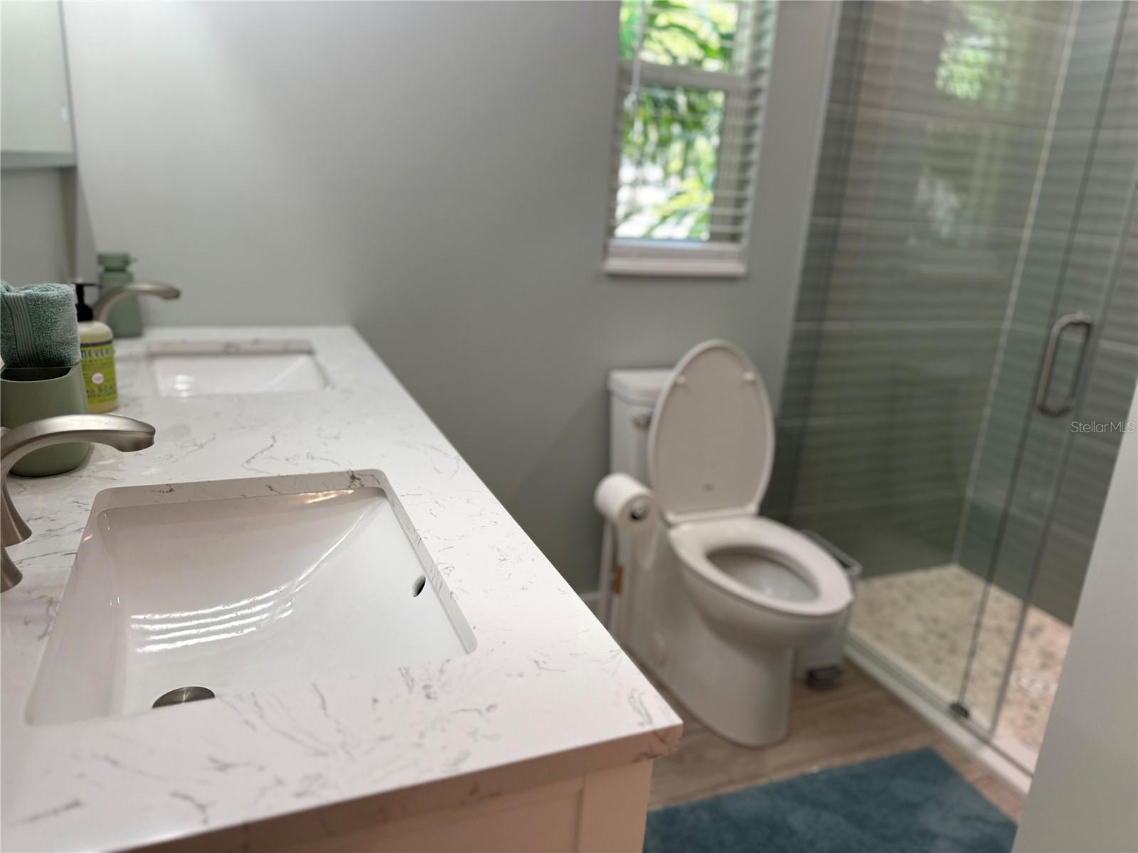 1723 Stanford Ln Property Photo 23
