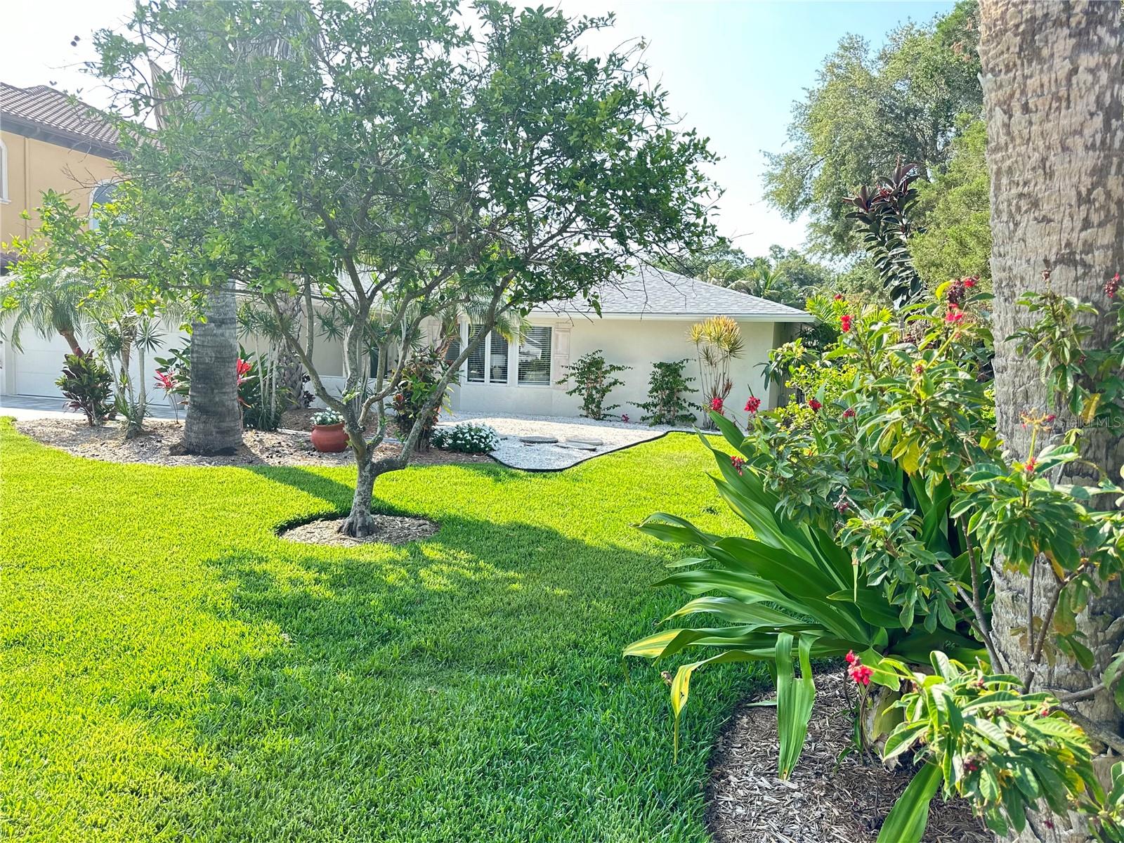 1723 Stanford Ln Property Photo 49
