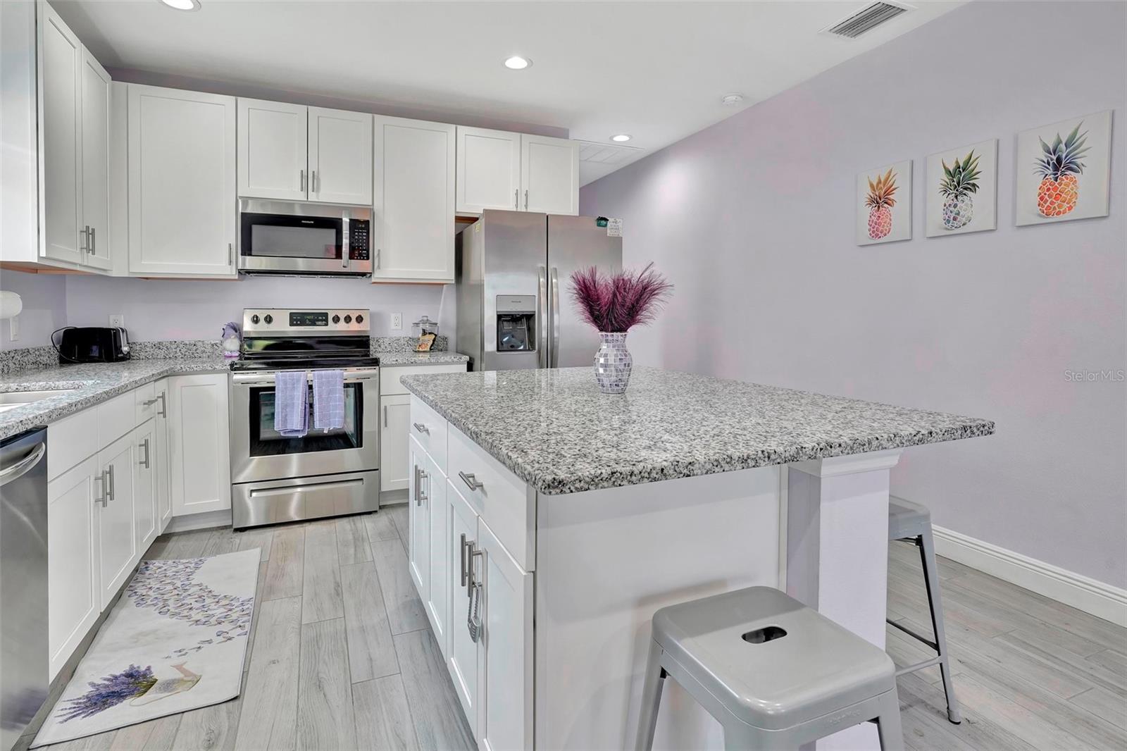 624 Fitzhugh Ave #111 & 112 Property Photo 11