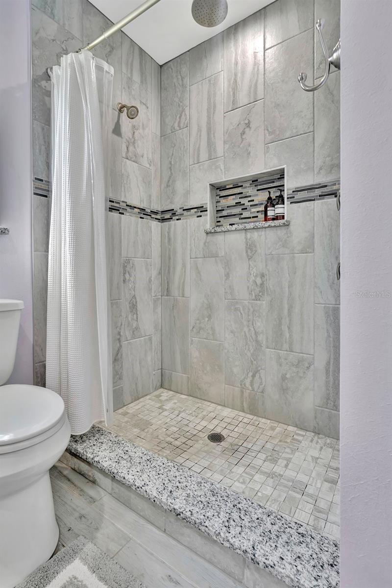 624 Fitzhugh Ave #111 & 112 Property Photo 19