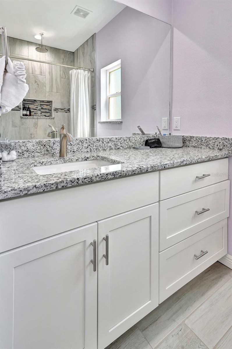 624 Fitzhugh Ave #111 & 112 Property Photo 20