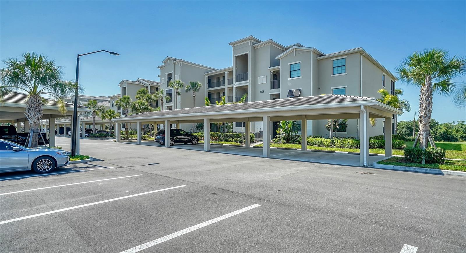 18028 Gawthrop Dr #306 Property Photo 1