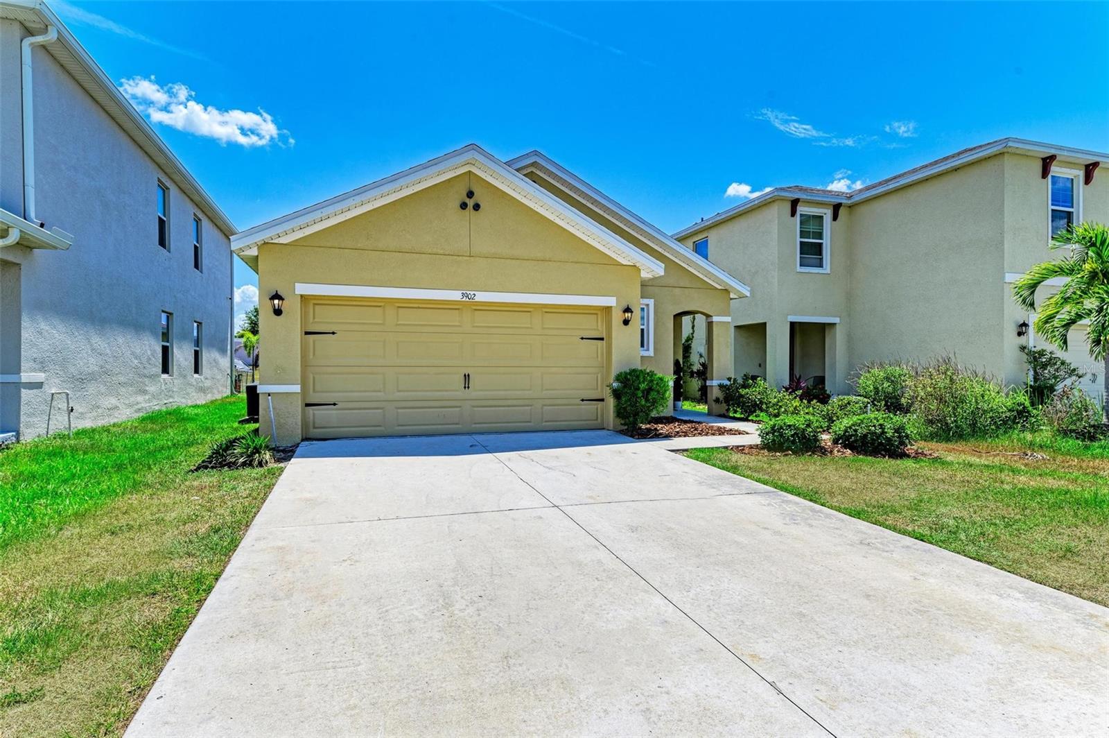 3902 Willow Hammock Dr Property Photo 3